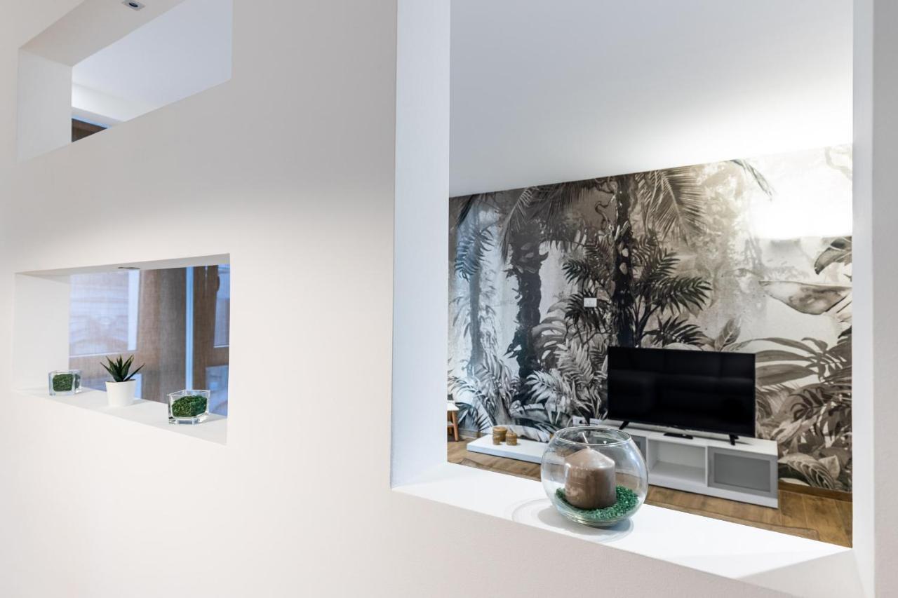 Solemar Sicilia - Palazzo Quaroni Apartman Palermo Kültér fotó