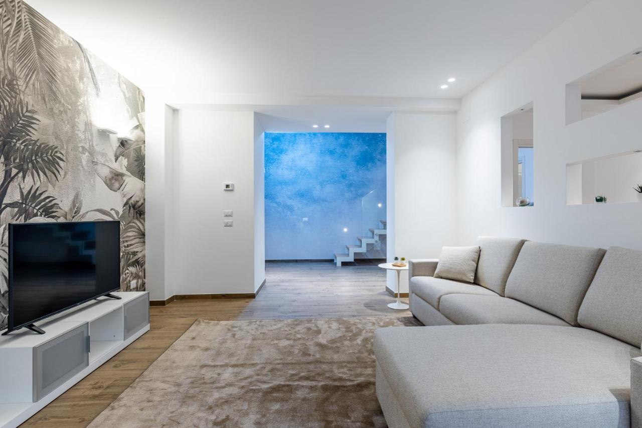Solemar Sicilia - Palazzo Quaroni Apartman Palermo Kültér fotó